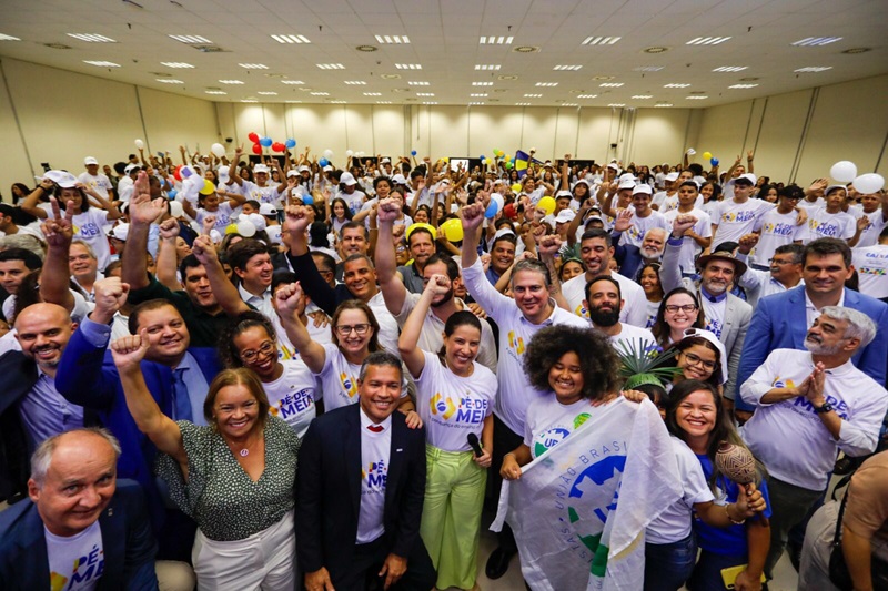 Governadora Raquel Lyra e o ministro Camilo Santana celebram o Pé-de-Meia Foto Miva Filho Secom