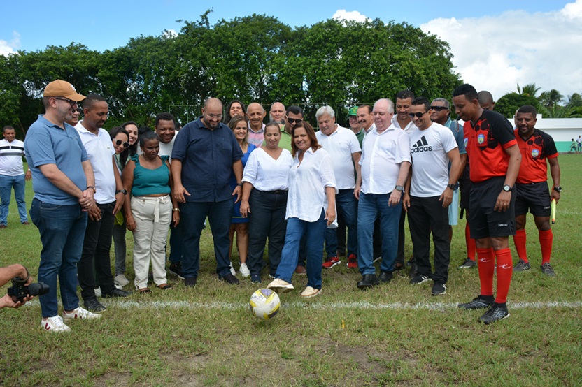 Prefeita de Ipojuca, Célia Sales participou de várias atividades pelo Dia do Trabalhador Foto Divulgação