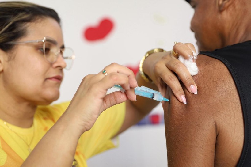 Prefeitura de Paulista amplia a vacinação contra a influenza Foto Karlos Lima Prefeitura do Paulista