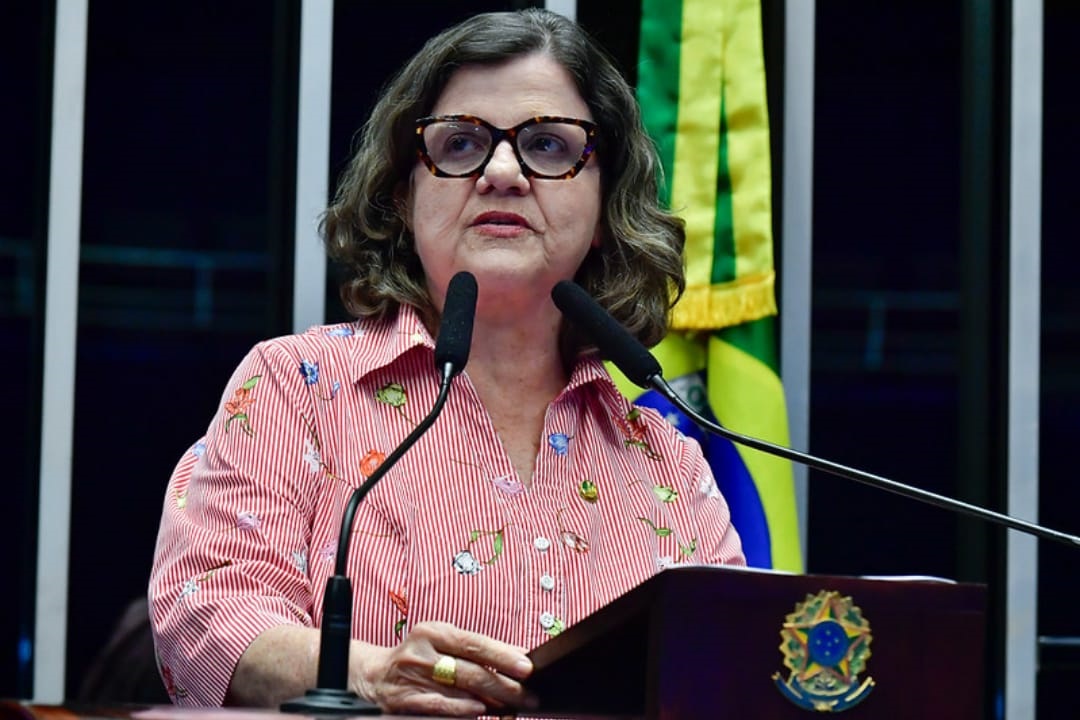 Teresa Leitão ocupou a tribuna do Senado para condenar a PEC da privatização das praias foto: Waldemir Barreto/Agência Senado