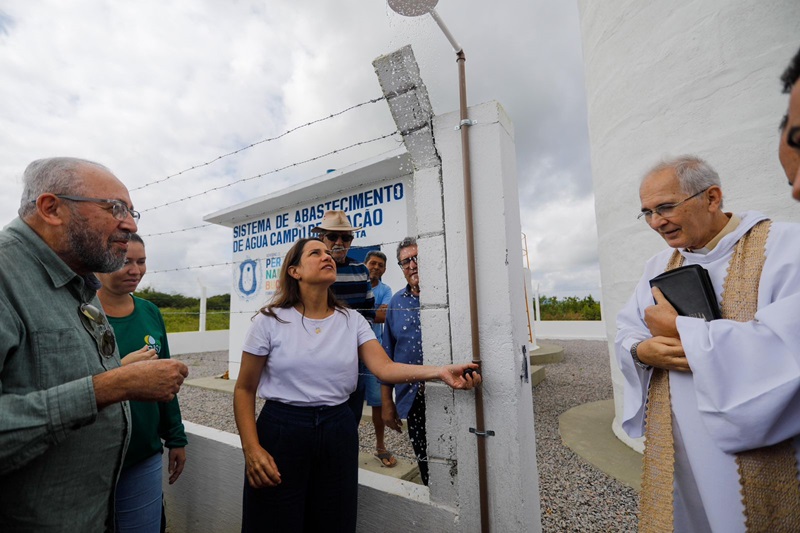 Governadora Raquel Lyra inaugurou o sistema de abastecimento de água que beneficou dois municípios Foto Miva Fillho Secom