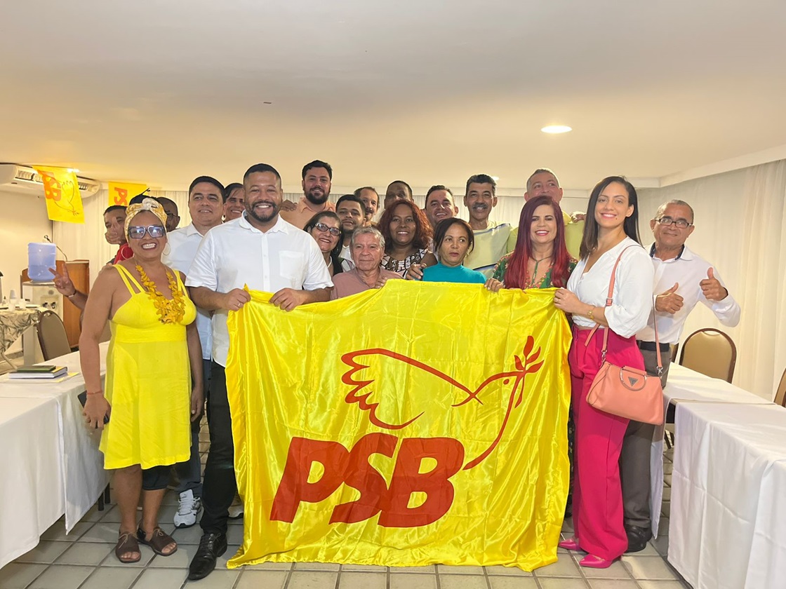Vinícius Castello se reuniu com a chapa de pré-candidatos a vereador pelo PSB