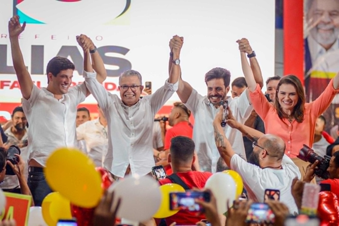 Elias Gomes recebeu João Campos e Marília Arraes em sua convenção, em Jaboatão