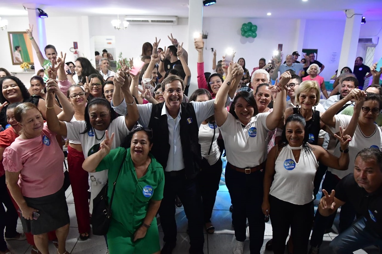 Gilson e Leninha se reuniram com as mulheres em Casa Amarela Foto Ademar Filho Divulgação