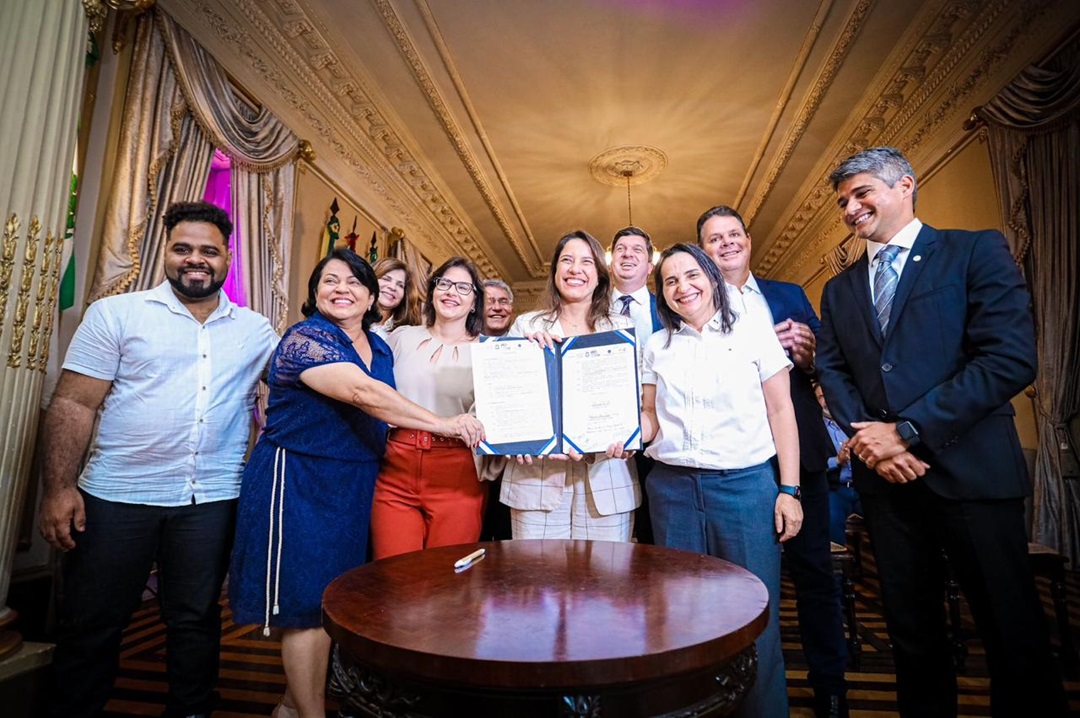 Governadora Raquel Lyra lançou o novo edital do Proupe, que beneficiará mais de 3 mil alunos Foto Janaina Pepeu Secom