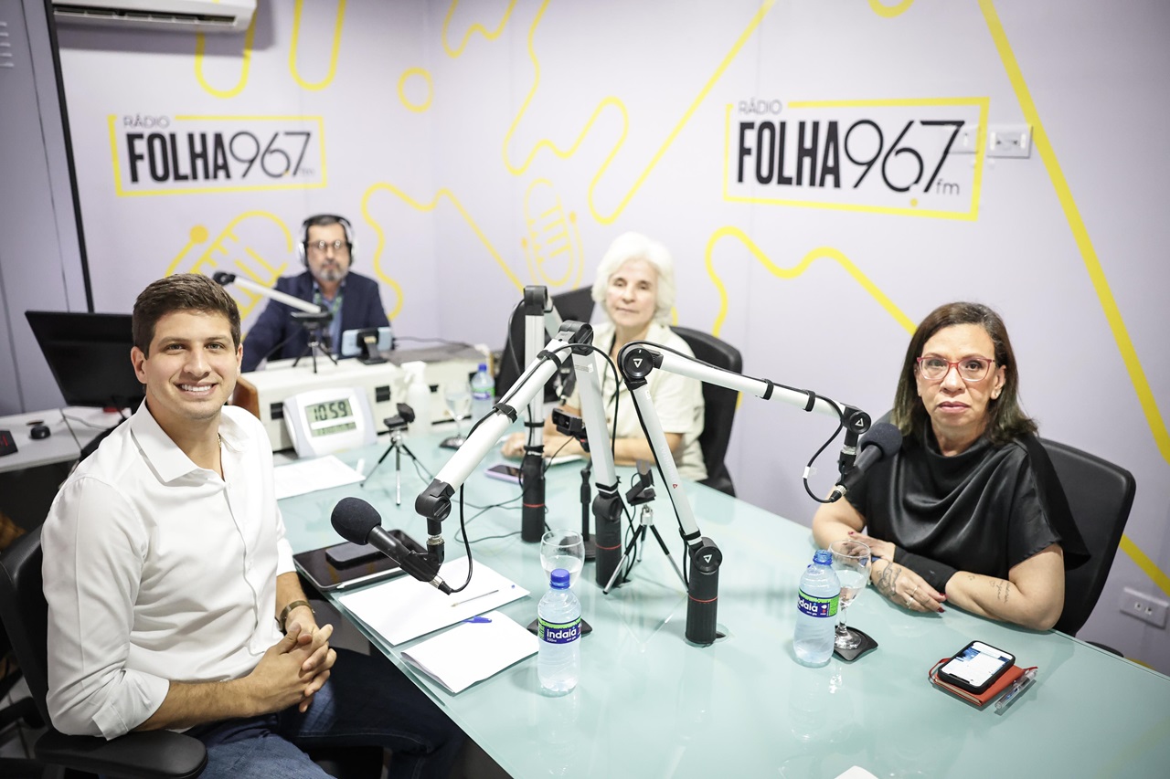 Prefeito João Campos disse que a oposição procura cabelo em ovo Foto Rodolfo Loepert Divulgação