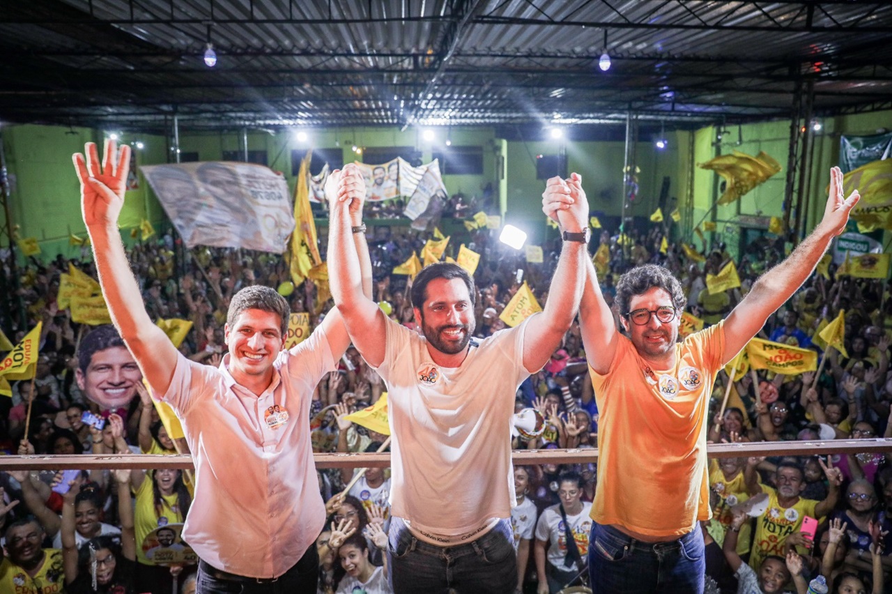 Prefeito e candidato à reeleição, João Campos participou de evento no Ibura Foto Edson Holanda Frente Popular do Recife