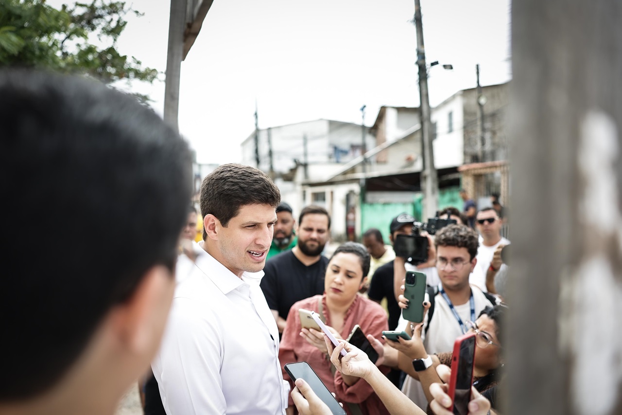 Prefeito e candidato à reeleição, João Campos promete mais 7 mil vagas de creches Foto Rodolfo Loupert