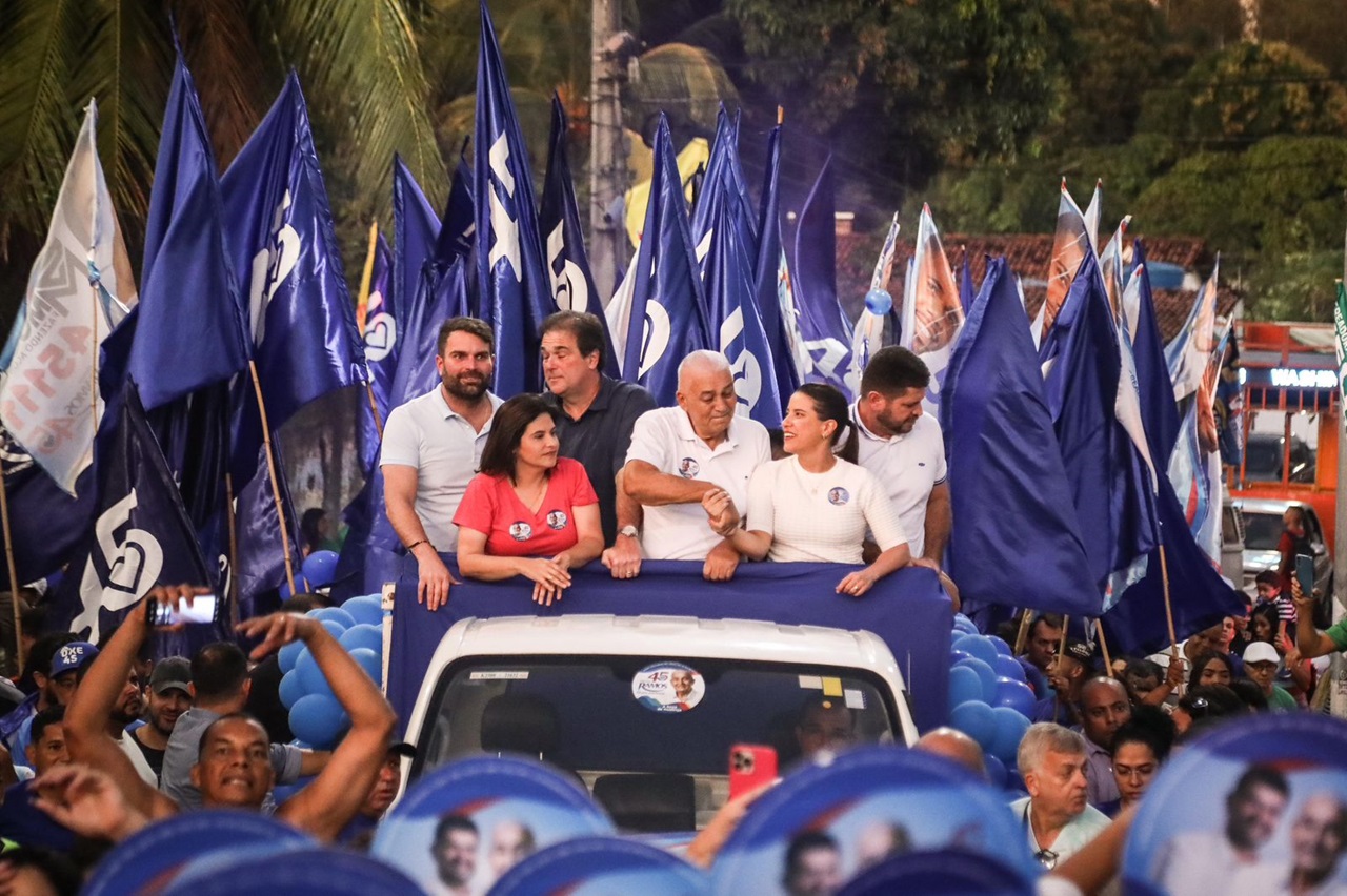 A governadora Raquel Lyra e sua vice, Priscila, prestigiaram a campanha de Ramos em Paulista Foto Hesíodo Góes PSDB