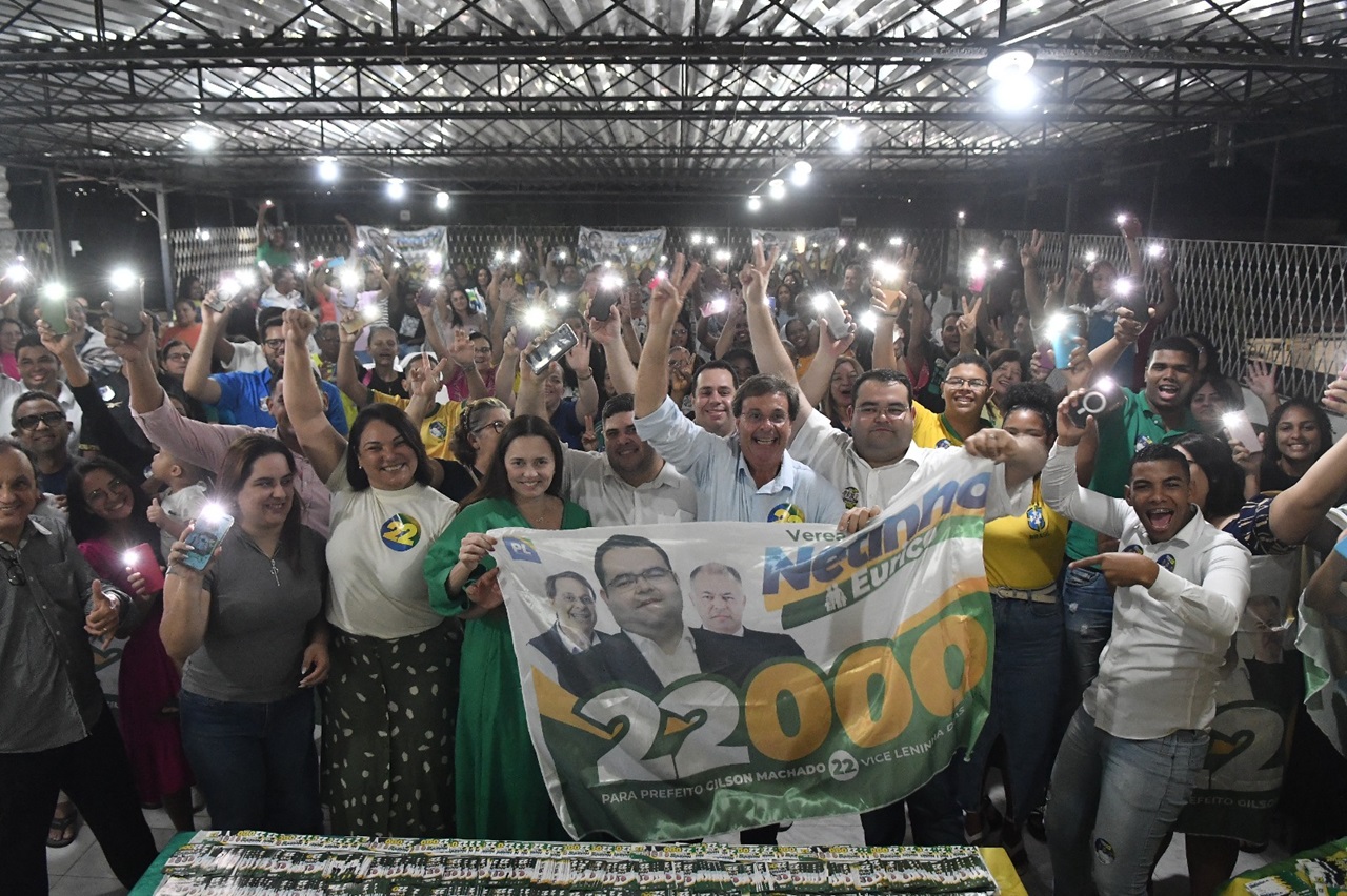 Gilson Machado e sua vice Leninha participaram de um ato em Campo Grande Foto Ademar Filho Divulgação