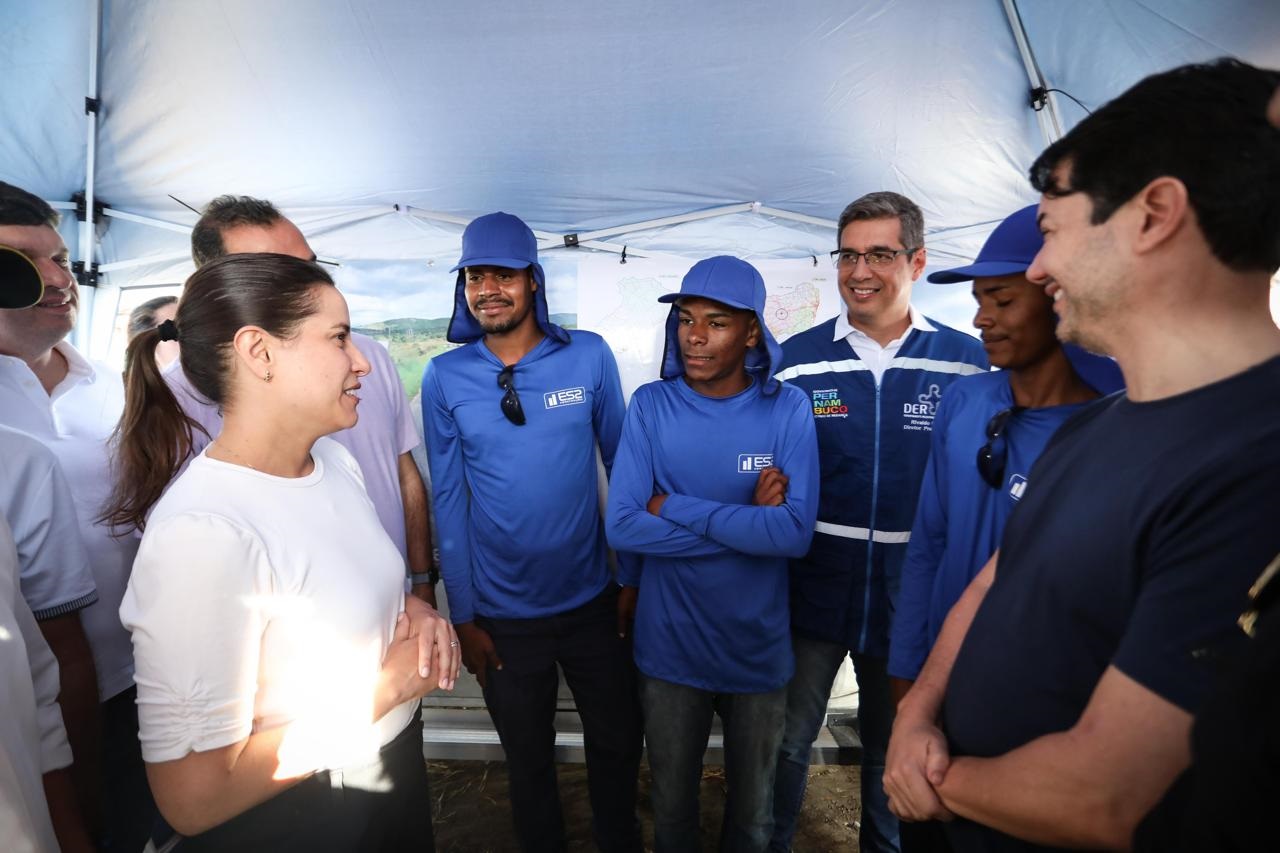 Governadora Raquel Lyra disse esperar que a obra da APE-104 em Caruaru esteja pronta em 12 meses