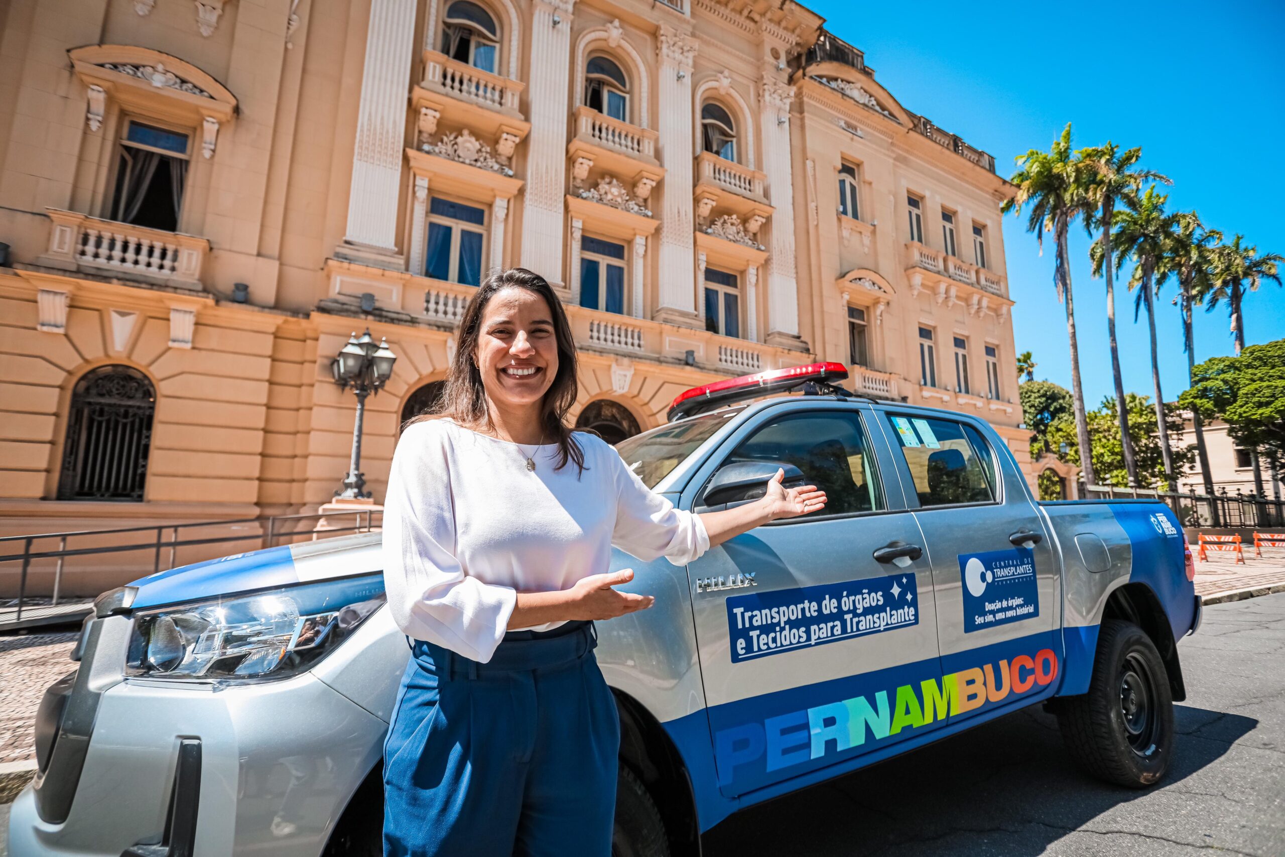 Governadora Raquel Lyra entregou veículos que irão ajudar a Central dos Transplantes Foto Janaína Pepeu Secom