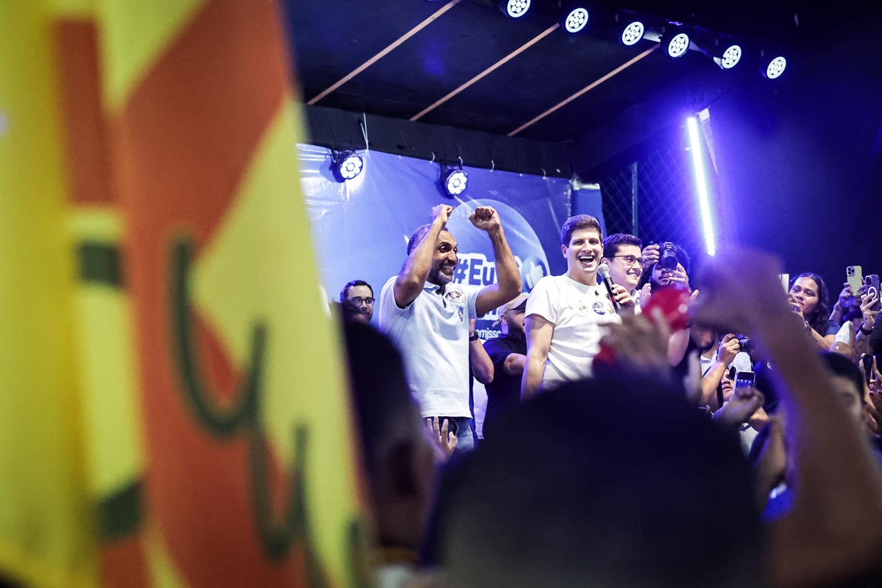 João Campos participou de eventos ao lado de candidatos proporcionais da Frente Popular Foto Rodolfo Loupert