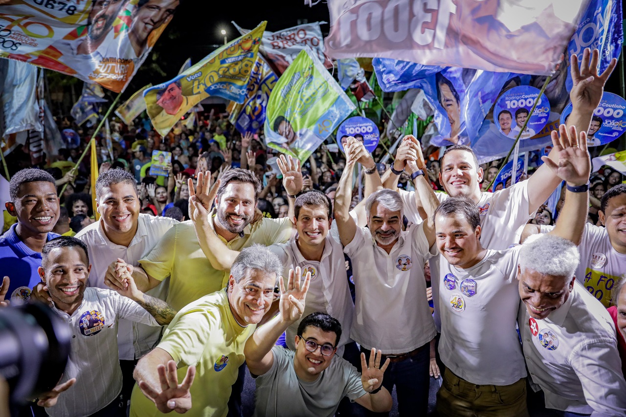 João campos contou com a companhia de Humberto Costa e Victor Marques em Roda de Fogo Foto Edson Holanda