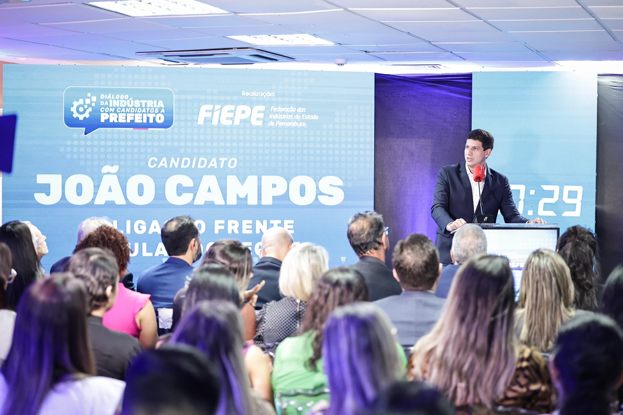 Na Fiepe, o prefeito João Campos afirmou que vagas para jovens serão disponibilizadas pelo Protec Recife Foto Rodolfo Loupert