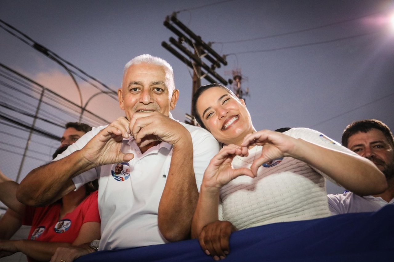 Ramos recebeu a governadora Raquel Lyra na caminhada em Maranguape II Foto Hesíodo Góes