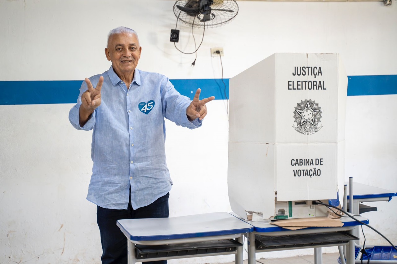 Candidato do PSDB em Paulista, Ramos votou logo cedo, às 8h, em Jardim Paulista