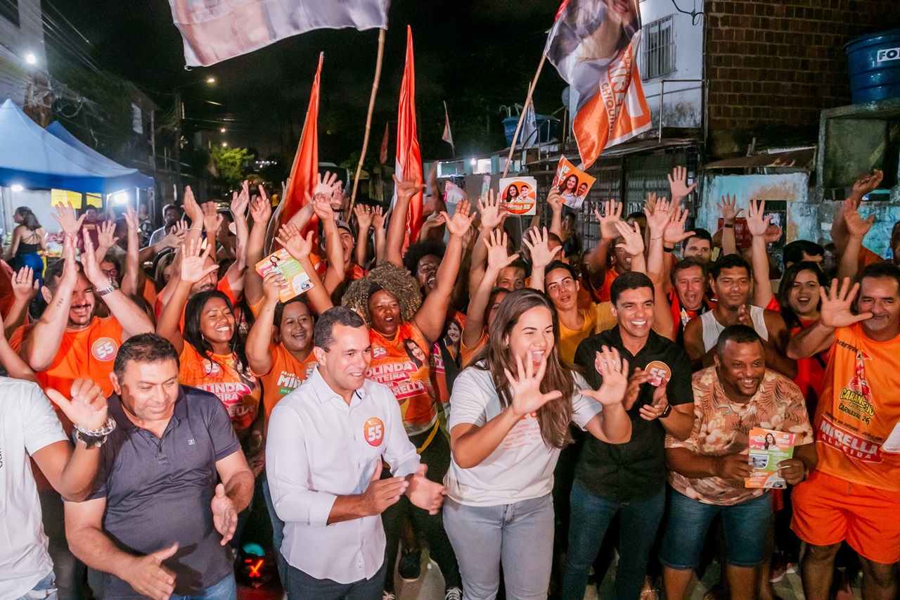 Mirella Almeida retomou as caminhadas no segundo turno com um porta a porta em Rio Doce