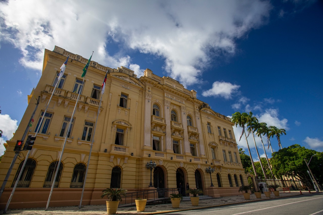 Projeto da LOA deste ano do Governo prevê investimento maior em saúde, educação e segurança Foto miva Filho Secom