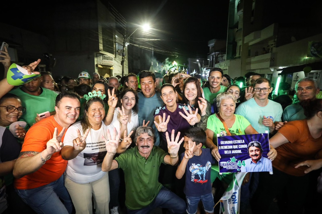 Raquel participou de ato ao lado de Gilvando Estrela, em Belo Jardim Foto Hesíodo Goes PSDB