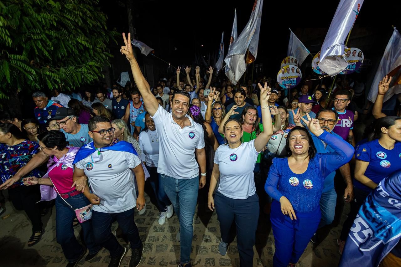 Rodrigo Pinheiro comandou uma caminhada no bairro São João da Escócia