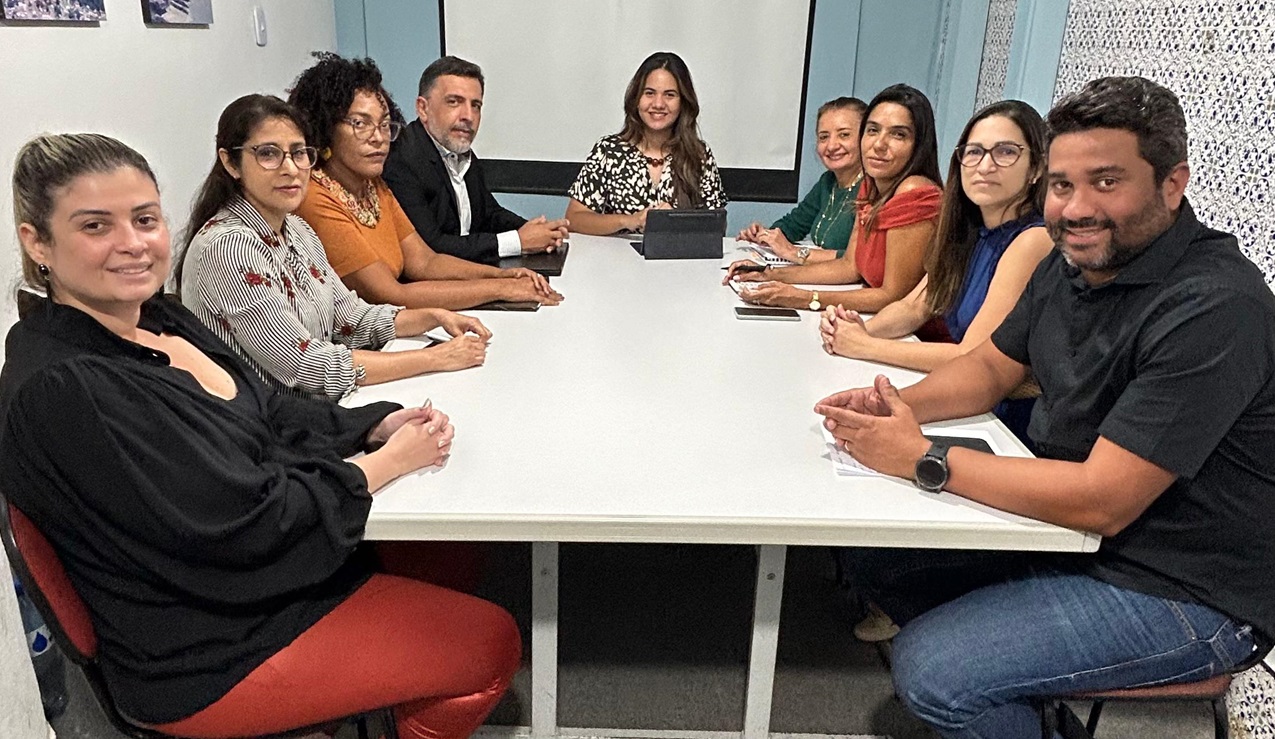 Prefeita eleita, Mirella Almeida participou da primeira reunião da equipe de transição