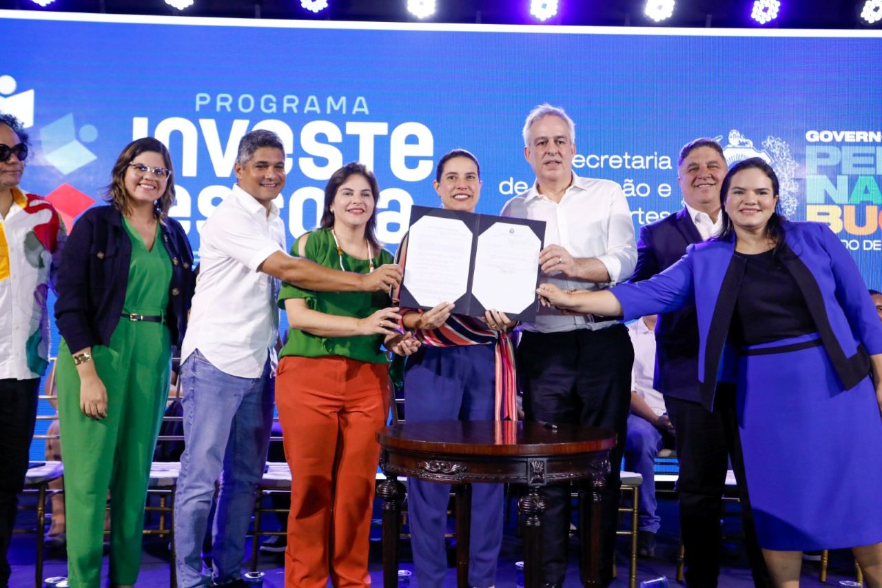 Com o Programa Investe Escola, a governadora Raquel Lyra que melhorar a rede estadual de ensino Foto Hesíodo Góes secom