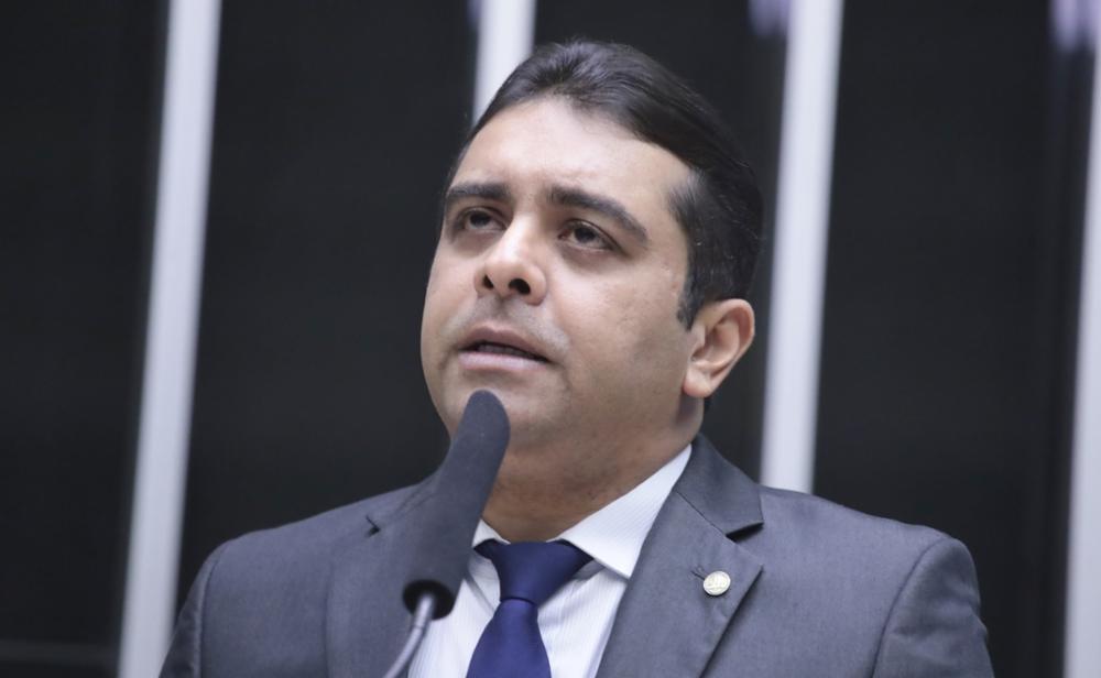 Deputado Fernando Rodolfo afirma que o crime não pode ficar impune