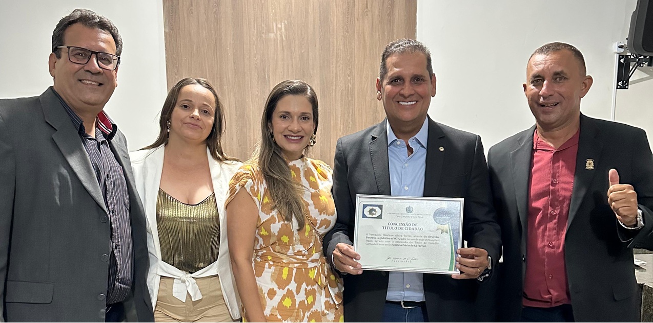 Deputado estadual, Fabrizio Ferraz recebeu o título de Cidadão de Carnaubeira da Penha, no Sertão do Estado