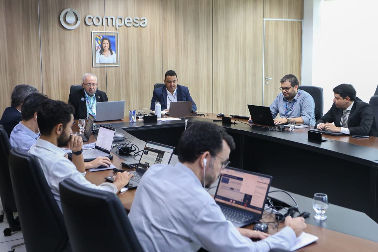 Governo e prefeitos debateram a concessão da compesa