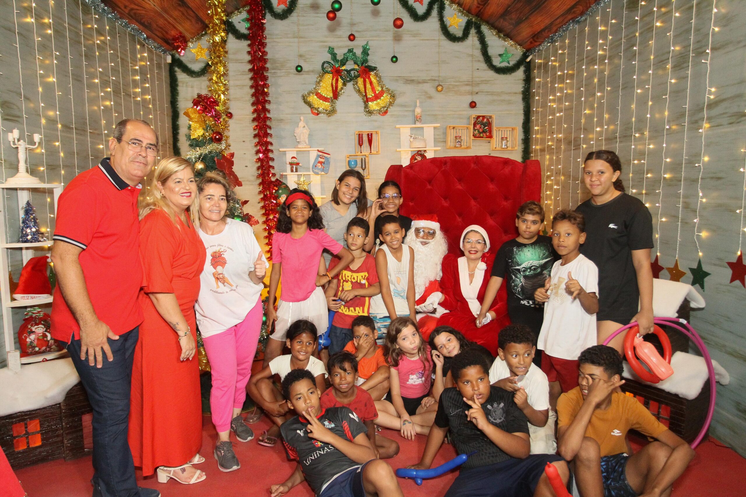 Prefeito Mano Medeiros participou da Caravana e Cantata de Natal no Parque da Cidade