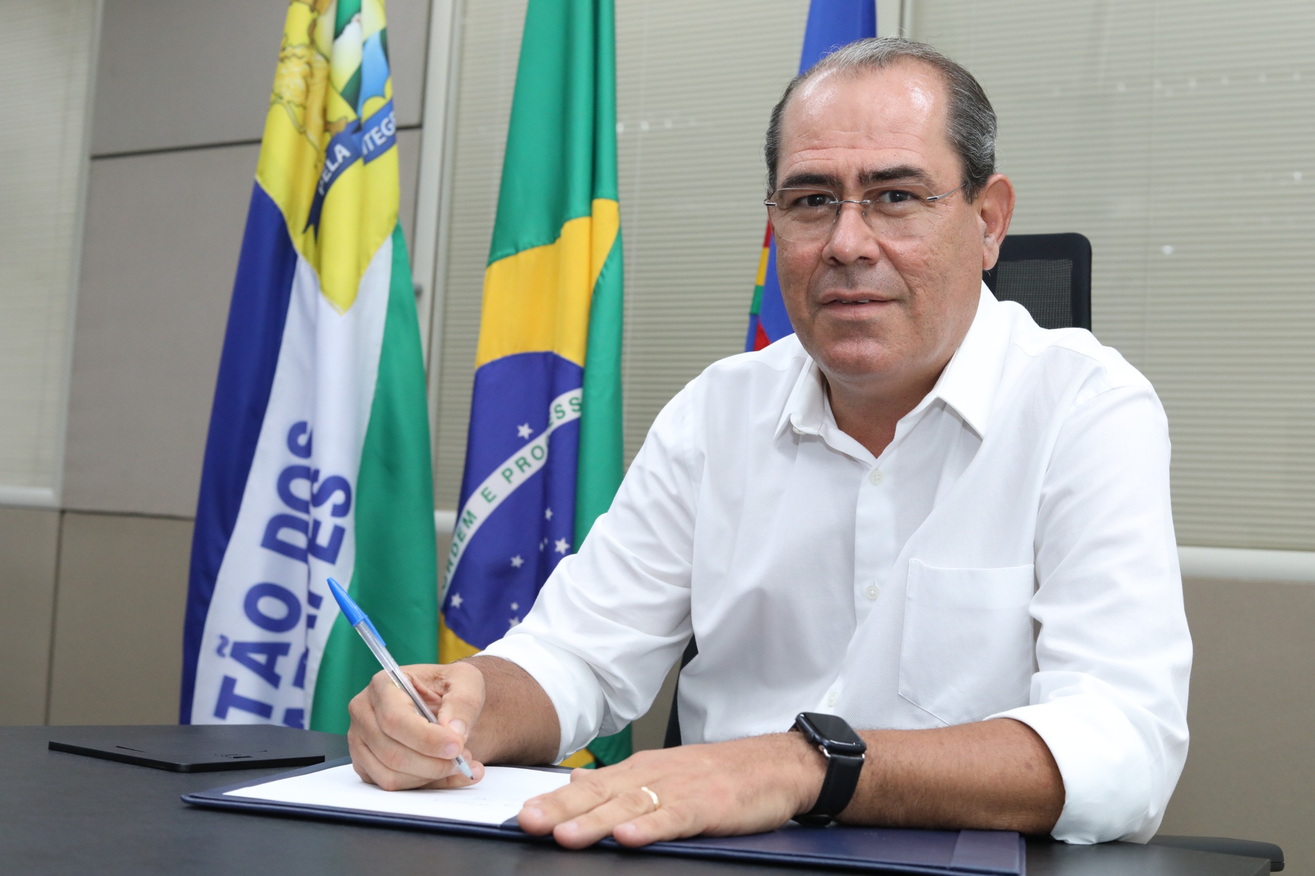 Prefeito Mano Medeiros