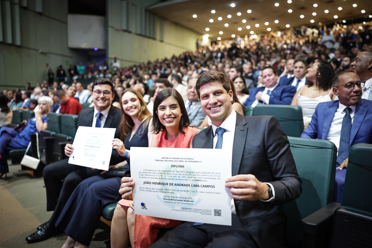 Prefeito reeleito do Recife, João Campos falou em nome de todos os diplomados Foto Rodolfo Loepert Prefeitura do Recife