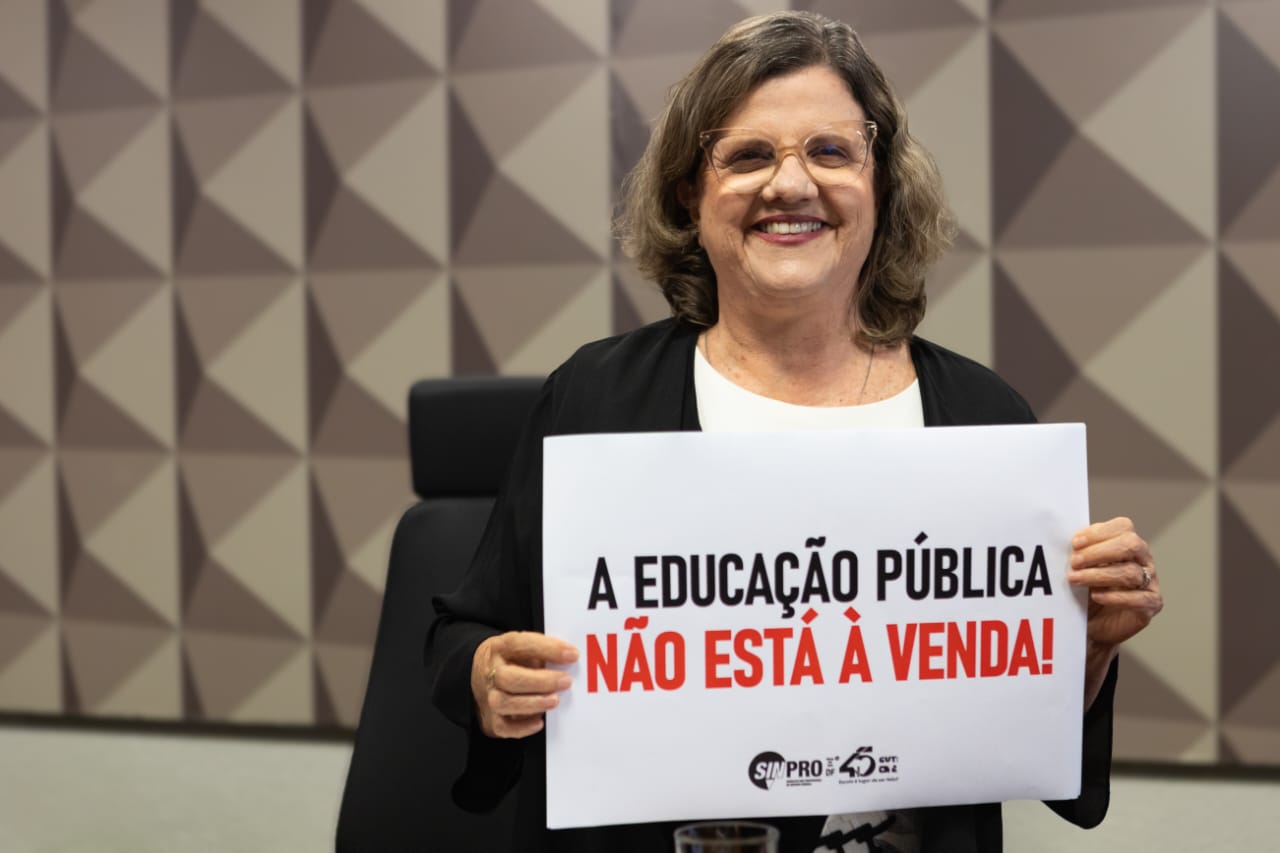 Senadora Teresa Leitão presidiu a audiência pela Campanha Mundial pela Educação Pública