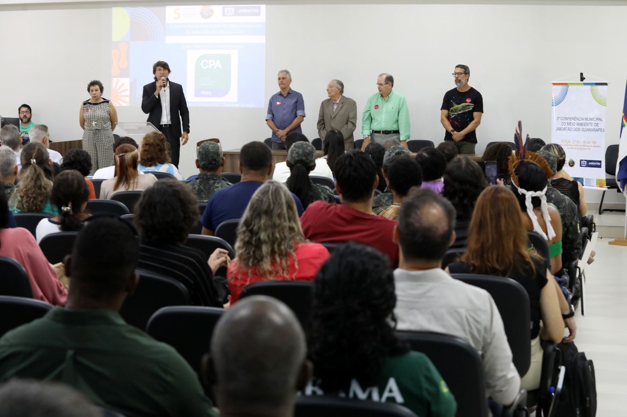 Daniel Pessoa respresentou o prefeito de Jaboatão, Mano Medeiros, na conferência