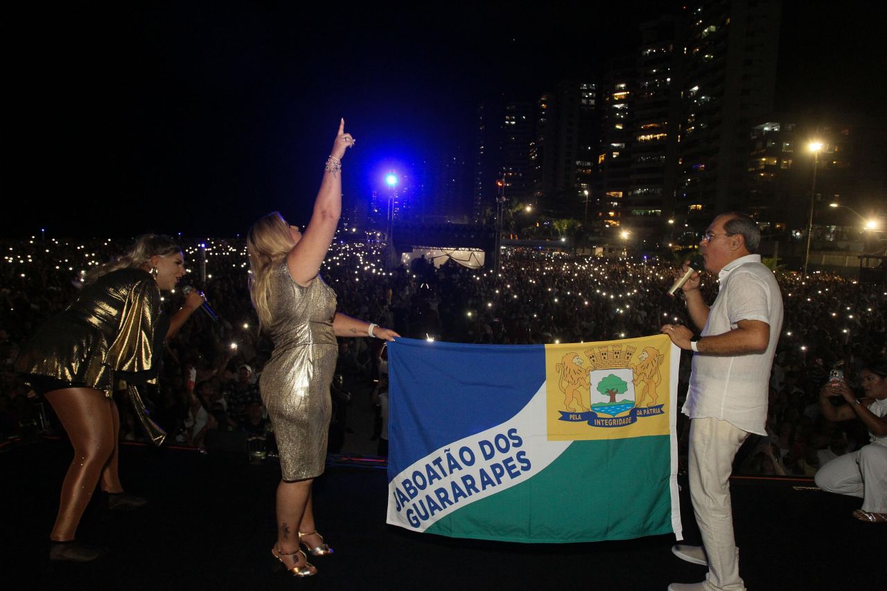 Mano e Andrea Medeiros comandaram a contagem regressiva em Jaboatão