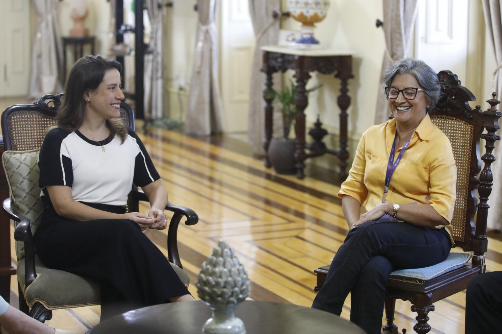 A governadora Raquel Lyra recebeu a reitora da UPE, professora Socorro Cavalcanti e anunciou concurso do Governo para contratar professores Foto Hesíodo Góes Secom