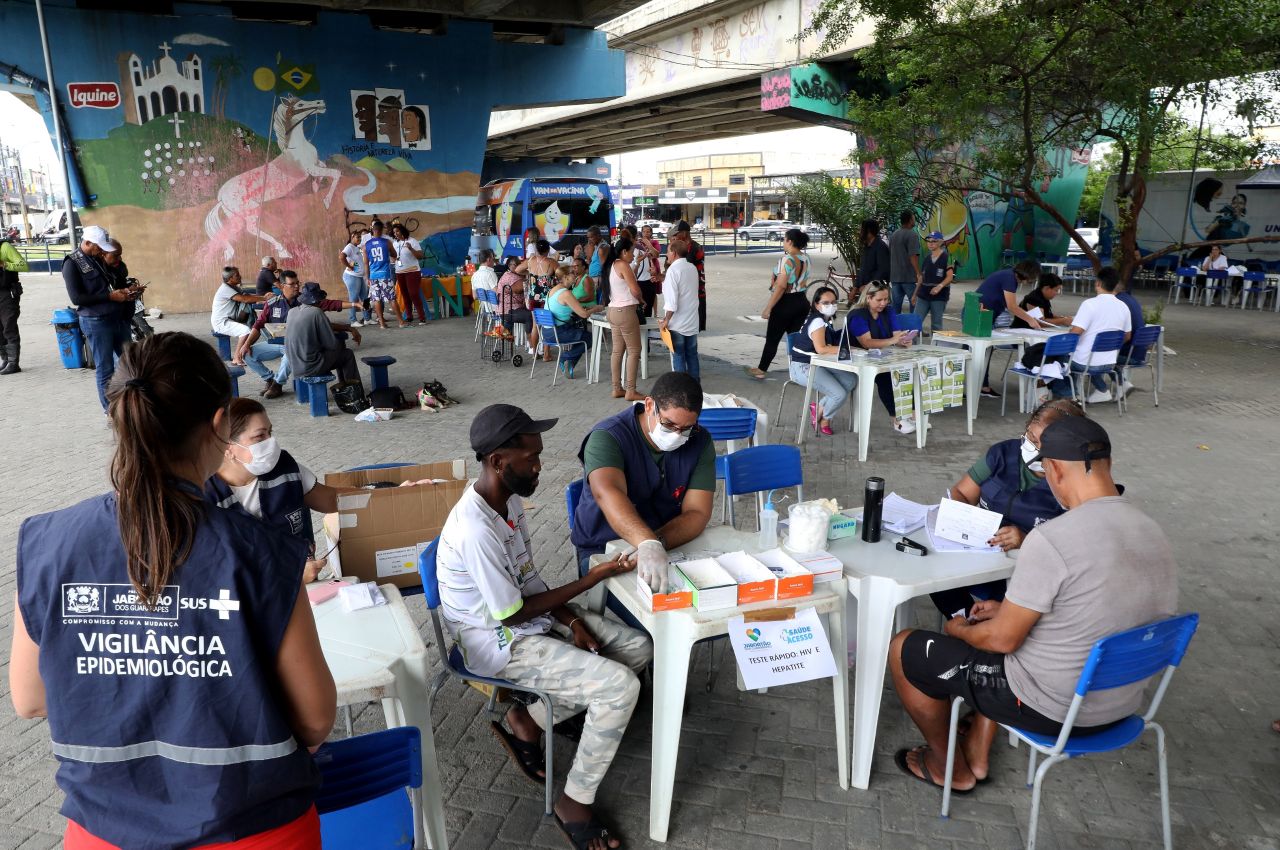 Por meio das secretarias municipais de Saúde e Assistência Social e Cidadania, Jaboatão realizou um mutirão com vários serviços