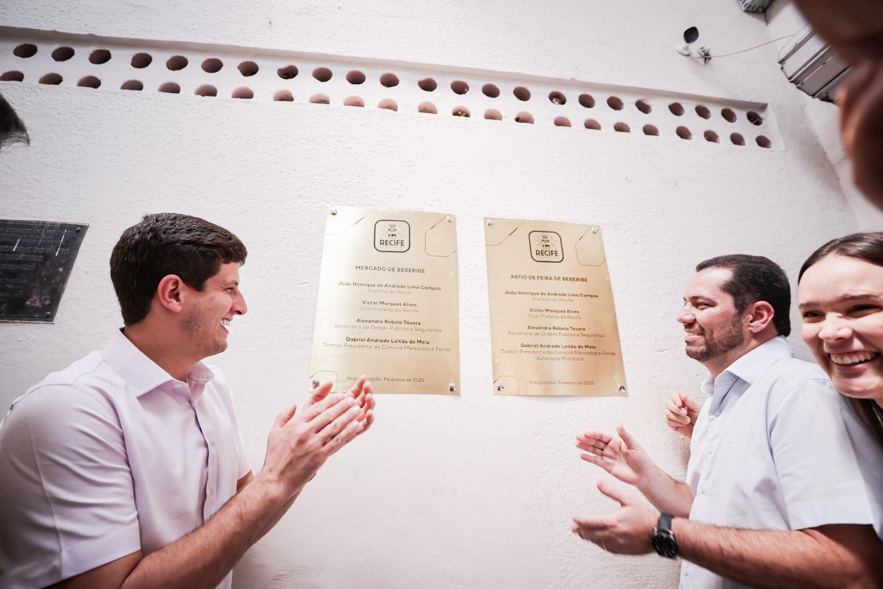 Prefeito do Recife, João Campos inaugurou o mercado e a feira de Beberibe