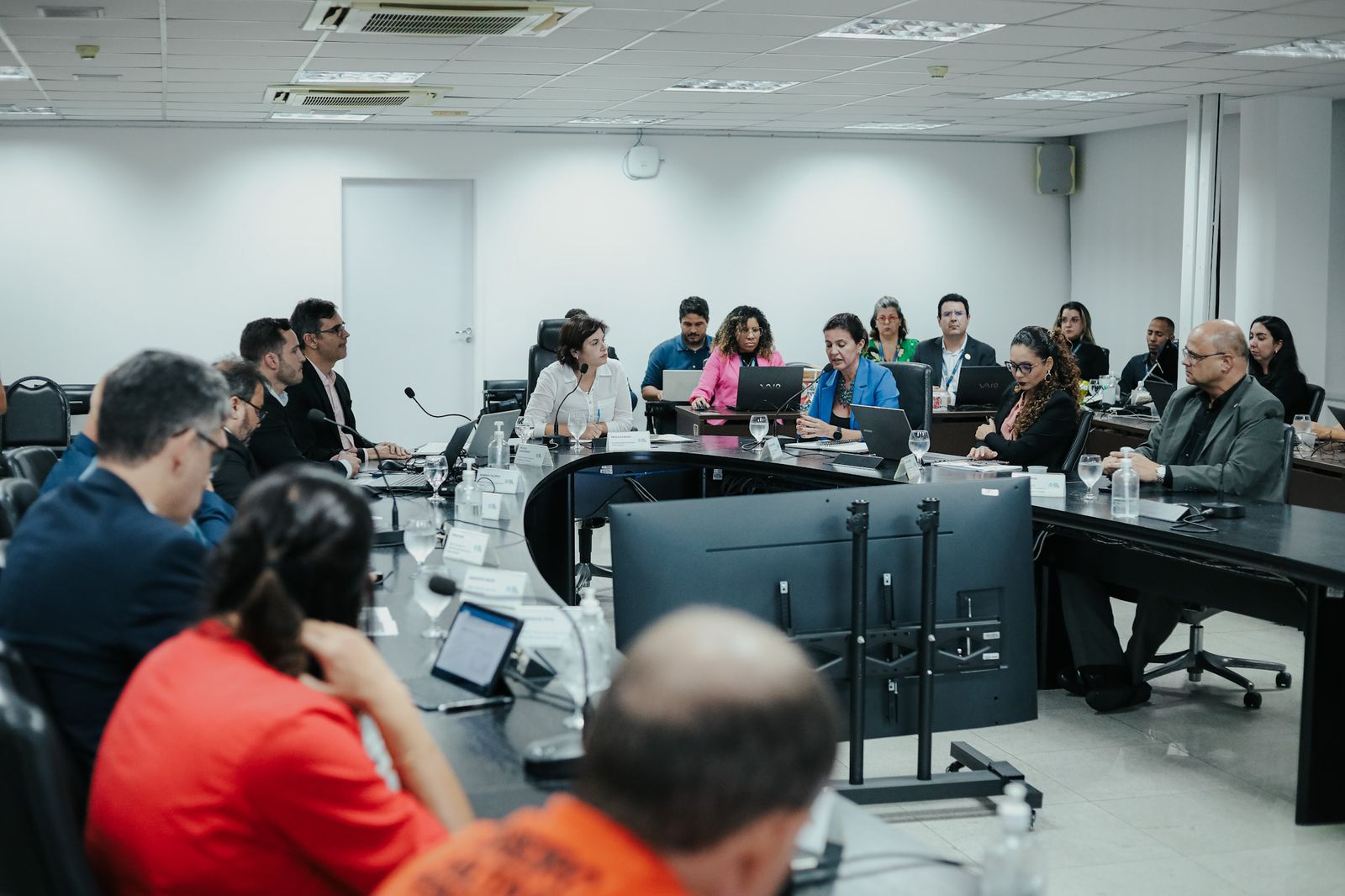 A vice-governadora Priscila Krause comandou a reunião sobre os números da segurança em Pernambuco