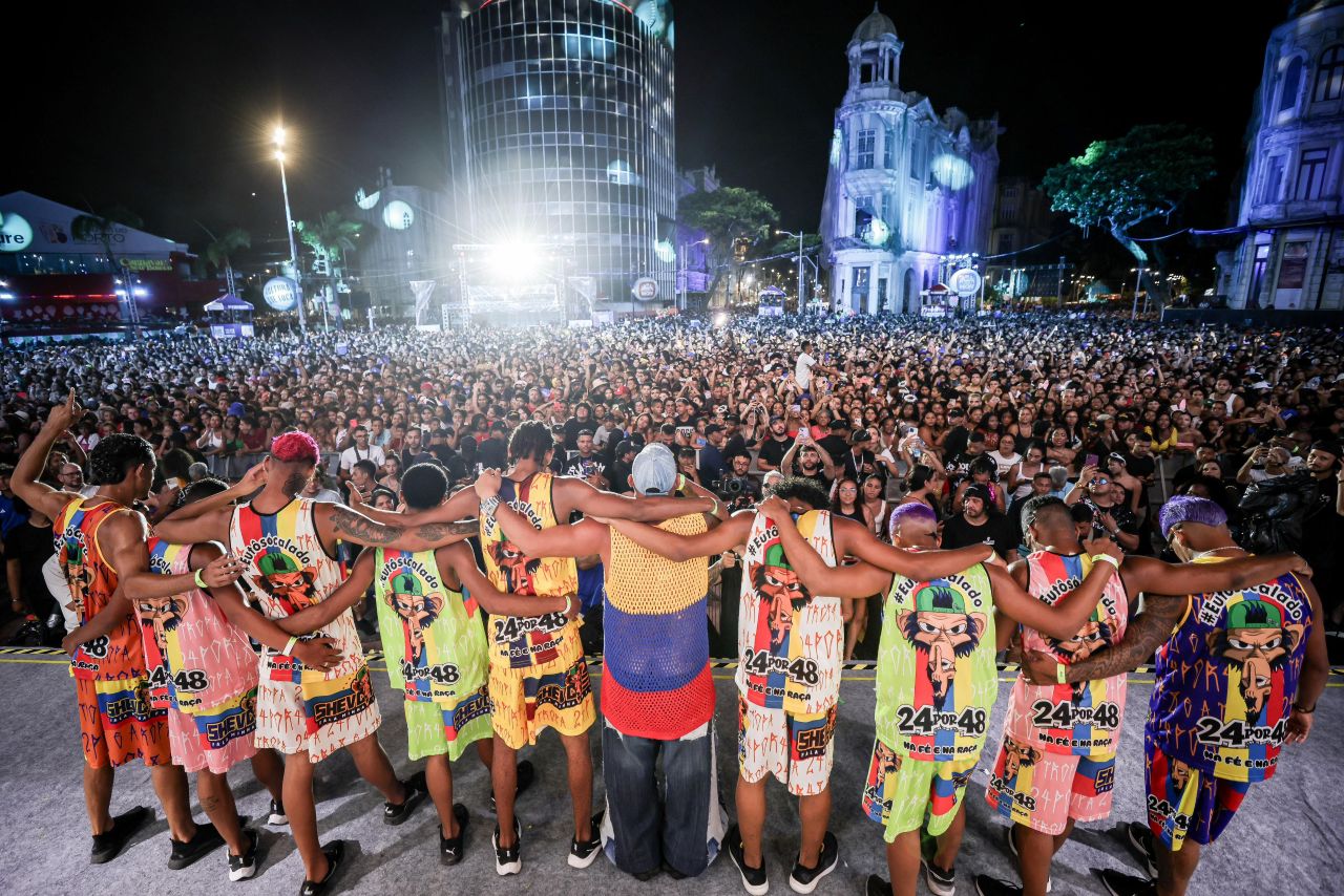 O Marco zero ficou lotado no Recife Capital do Brega