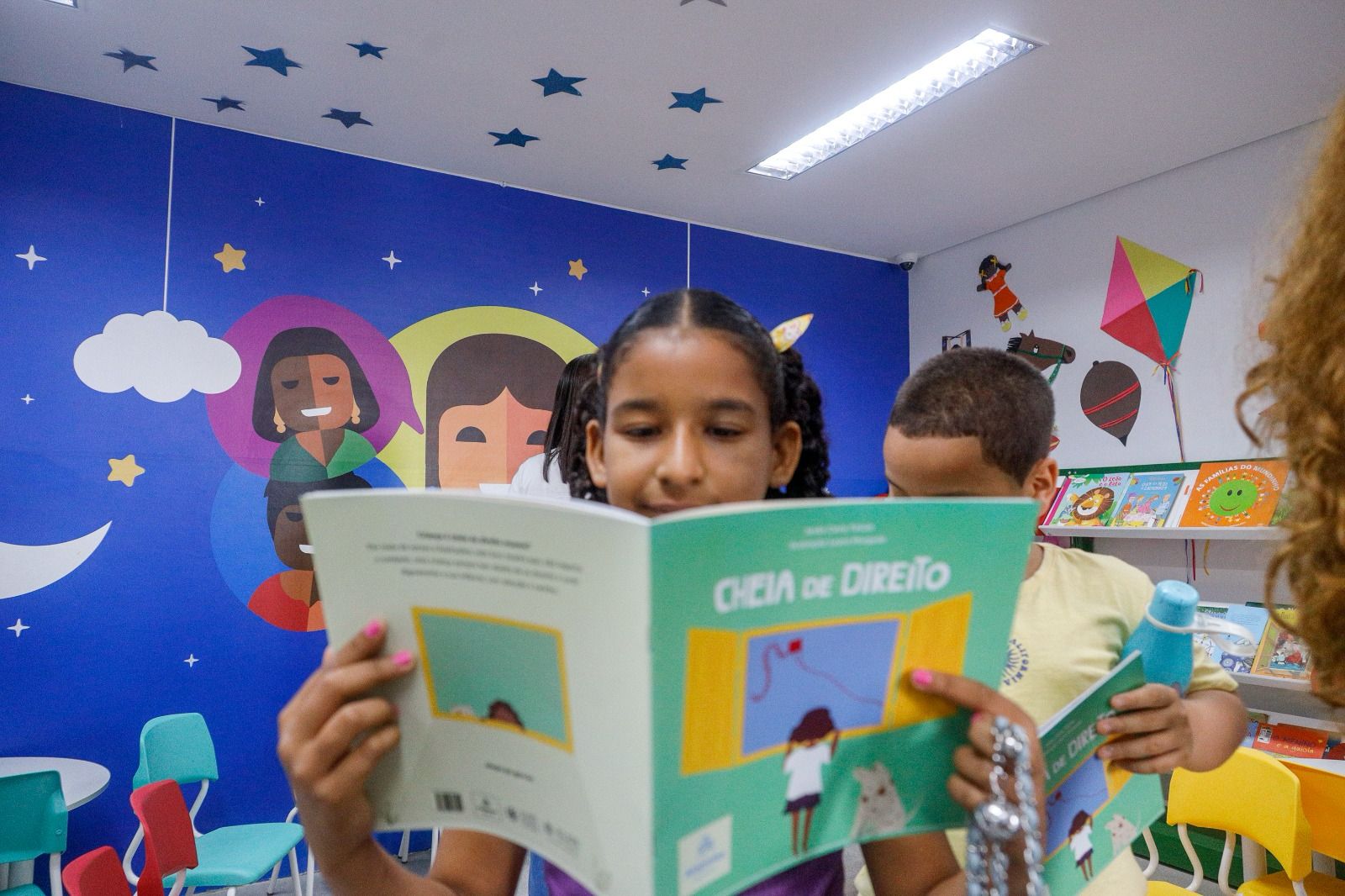 A jornalista Carly Falcão, da Alepe, foi a idealizadora do projeto Alepinha Literária, que foi premiado