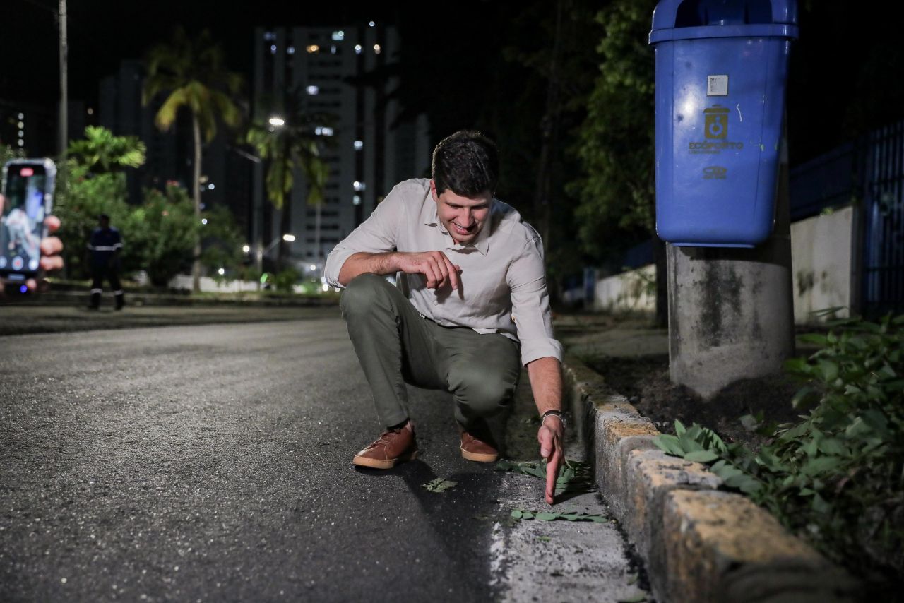 O prefeito do Recife, João Cammpos, visitou as obras da Avenida Mário Melo, que serão entregues no segundo semestre