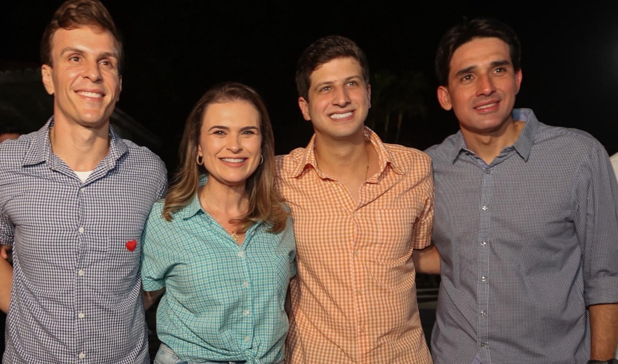 A festa de FBC reuniu o prefeito João Campos e pré-candidatos ao Senado