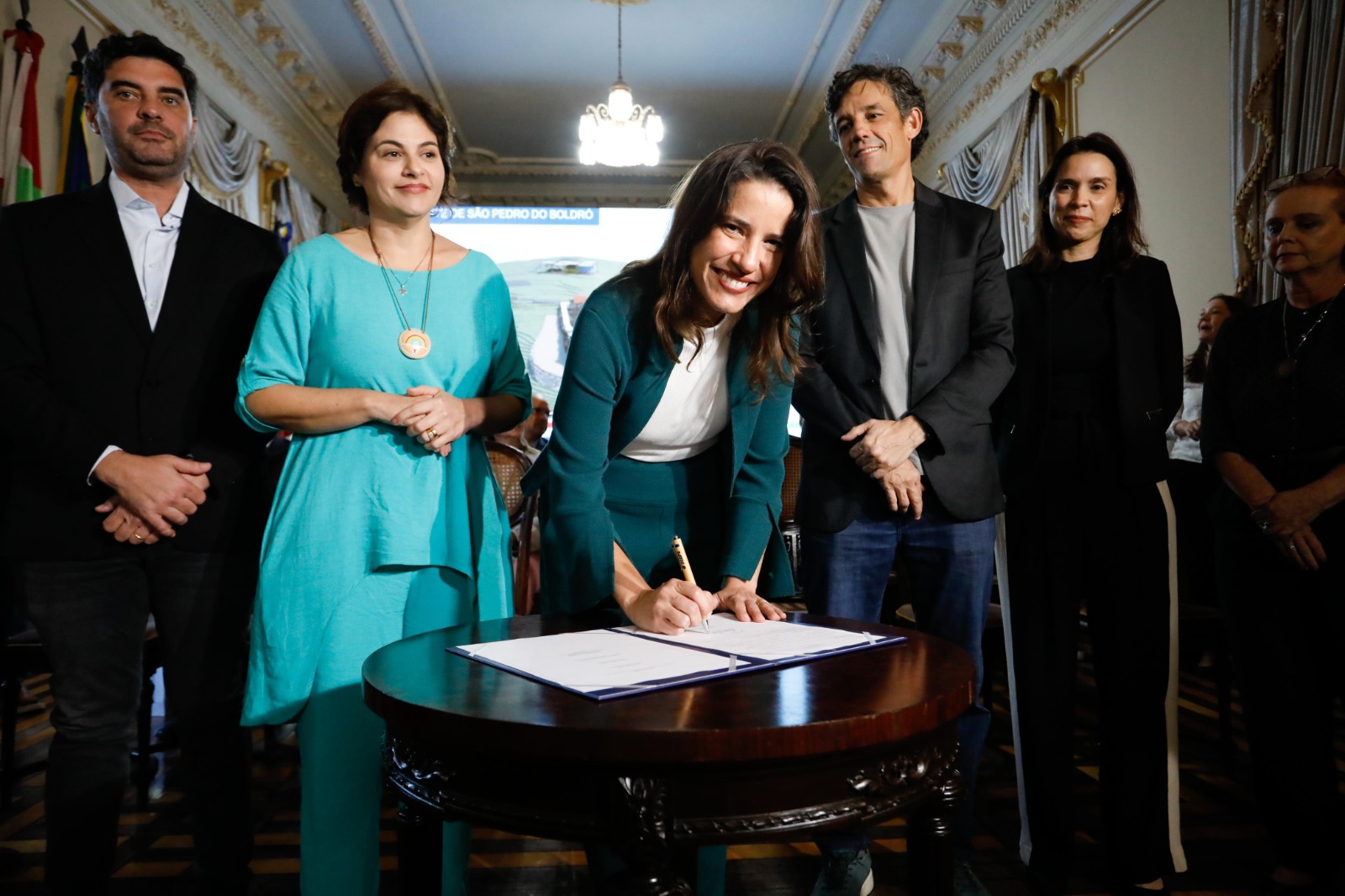 Paccote assinado pela governadora Raquel Lyra inclui restauração de patrimônios históricos, ampliação do sistema de esgotamento sanitário e requalificação de espaços de uso coletivo