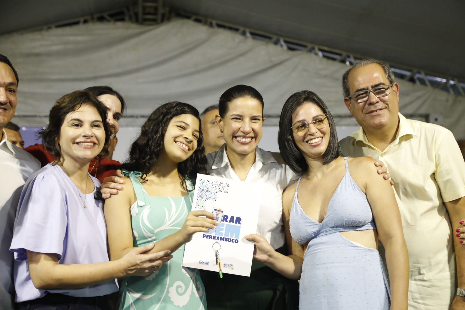 Raquel Lyra entrega 61 apartamentos em Jaboatão pelo Morar Bem PE, programa que oferece subsídio de R$ 20 mil para famílias de baixa renda Foto_Hesíodo_Góes_Secom (9)