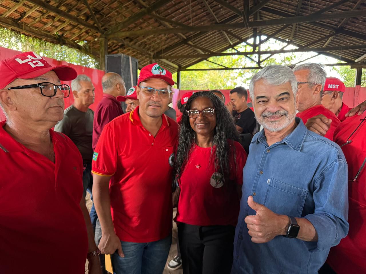 Humberto Costa participou do Seminário Regional do MST em Goiana e recebeu apoio do prefeito Marcílio Régio para 2026
