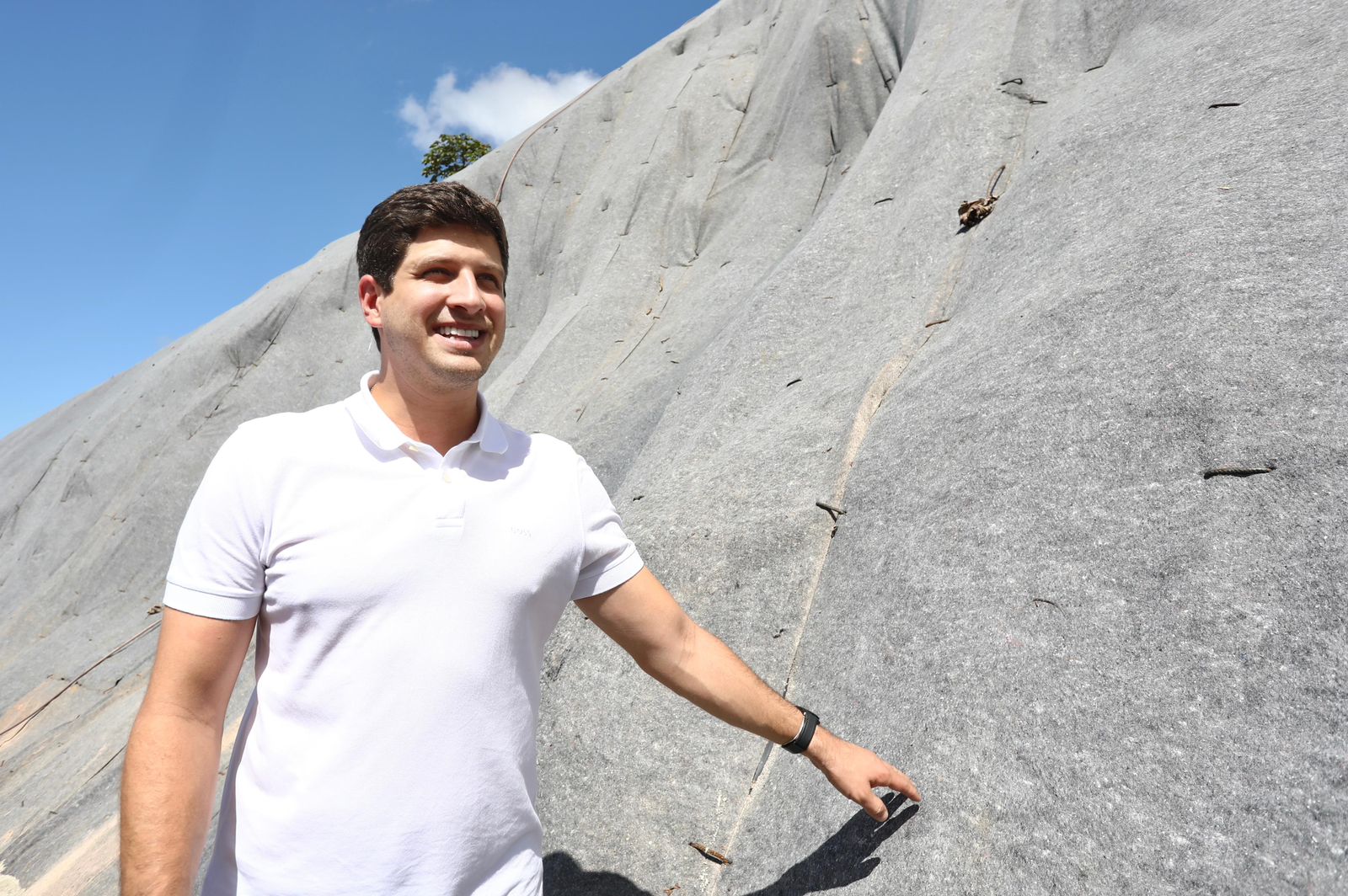 O prefeito do Recife, João Campos afirmou que obras cmo essa são feitas durante o ano inteiro e não apenas no inverno