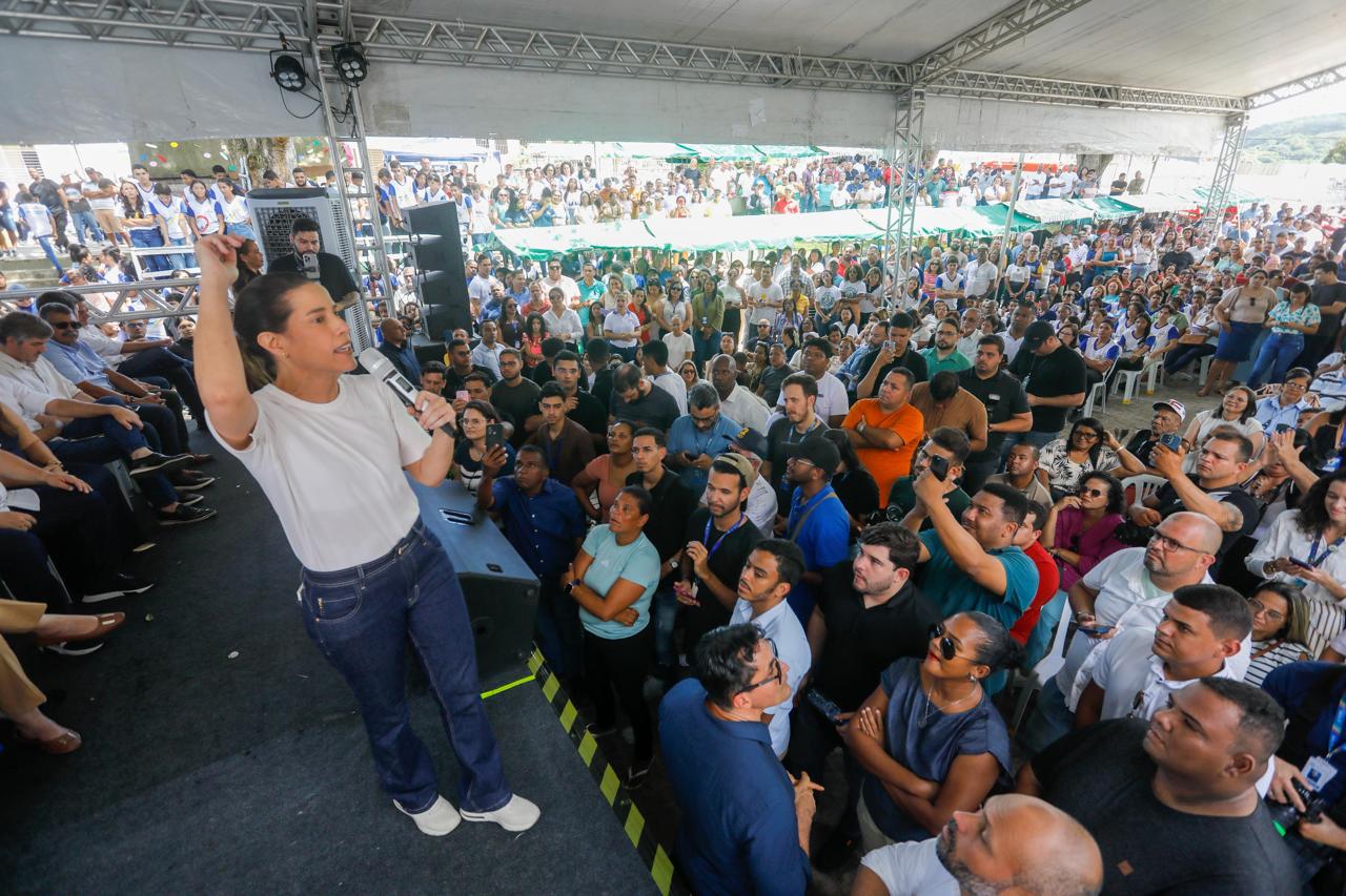 Obras viárias e entrega de cozinha comunitária marcam agenda do Governo de Pernambuco na Mata Sul do Estado