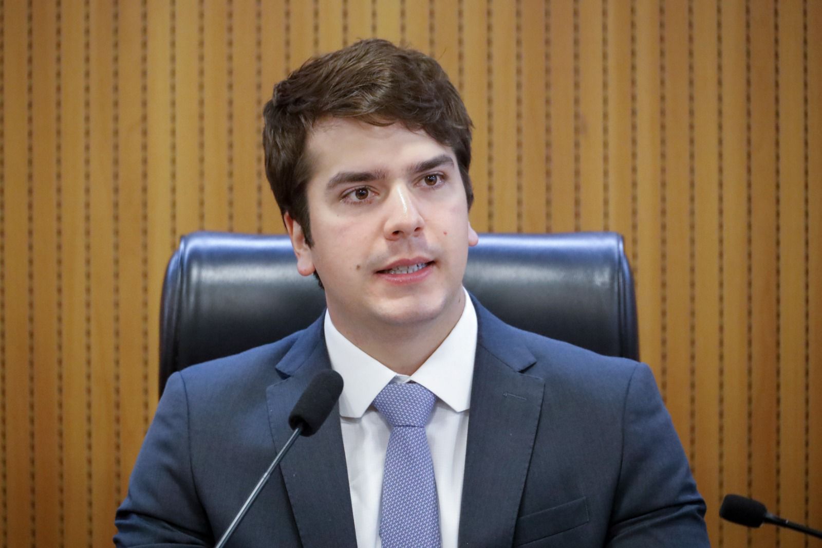 Antonio Coelho solicita convocação da secretária de Saúde para explicar acidente no Hospital da Restauração e detalhar situação da rede pública